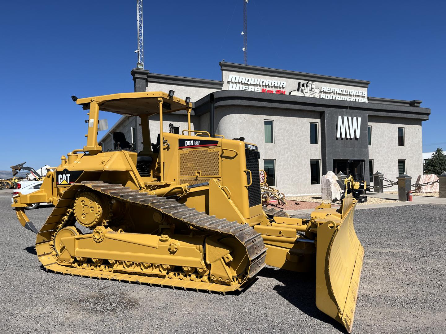 ./imagenes/INVOICE/2019/16239/BULLDOZER D6N (15).JPG
